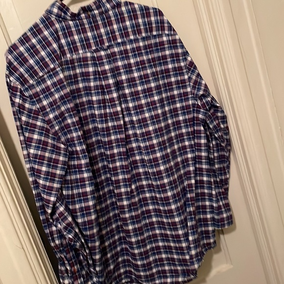 Men’s button up checkered look shirt, donating soon - Picture 7 of 7